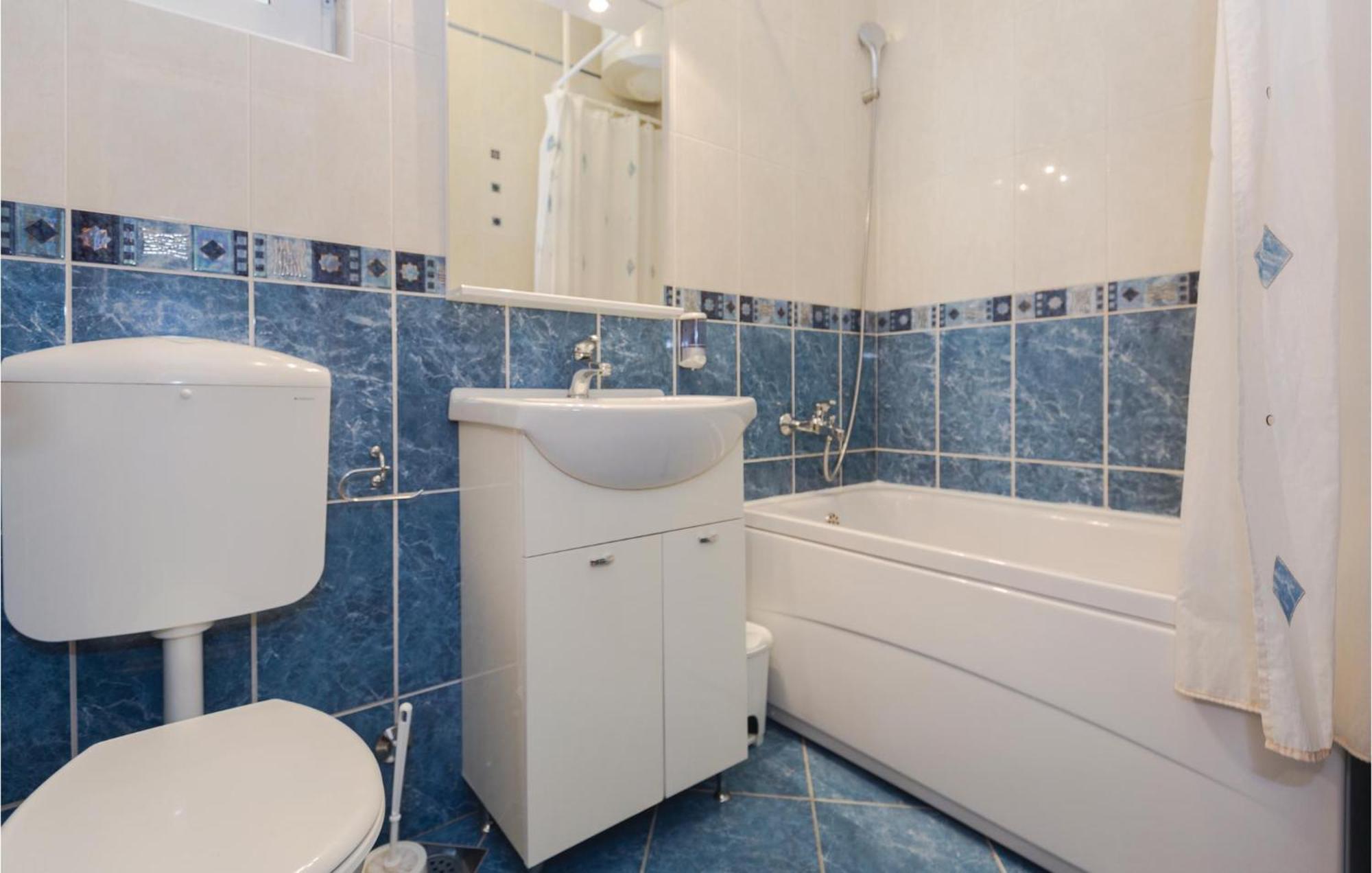Stunning In With Kitchen Makarska